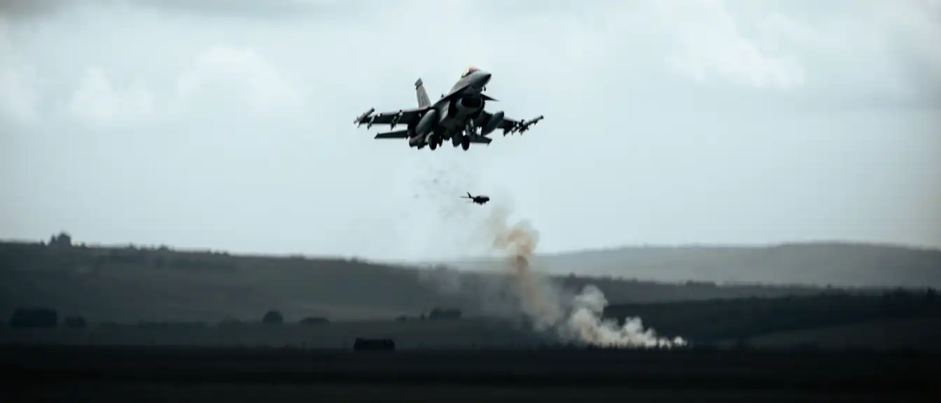 Воздушная тревога в Румынии: истребитель F-16 уничтожил нарушителя в небе над страной
