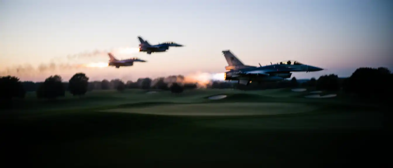 Воздушный перехват над Нью-Джерси: истребители F-16 пресекли нарушение полетов в небе над гольф-клубом Трампа