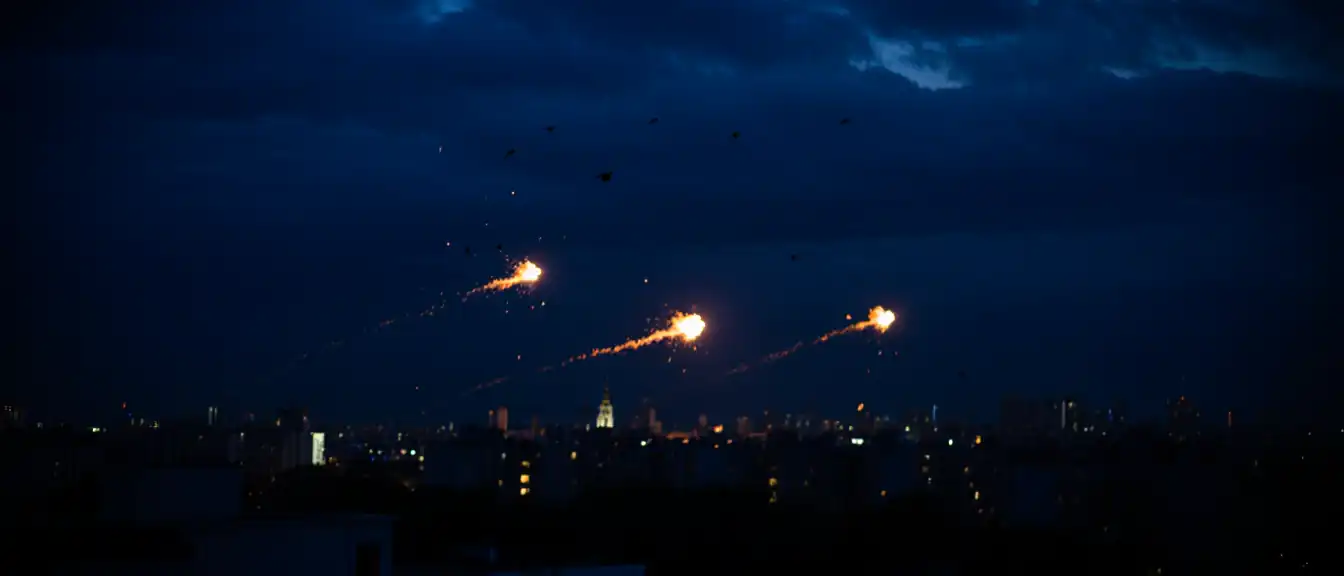 Ночная атака на столицу: под Москвой перехвачены новые группы беспилотников