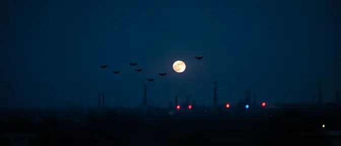 В небе над Воронежской областью разгорелась охота на дронов