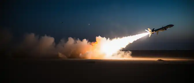 Небо под прицелом: ПВО Кувейта отражает атаки иранских беспилотников