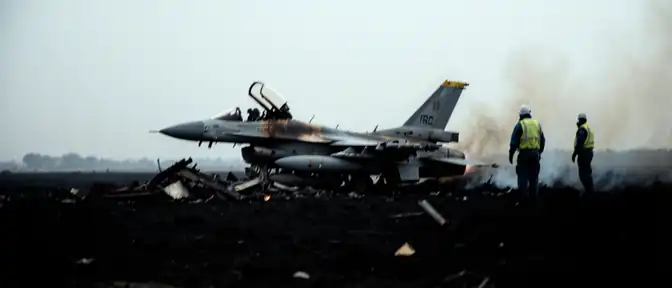 Крушение F-16: пилот спасся, причины авиакатастрофы выясняются