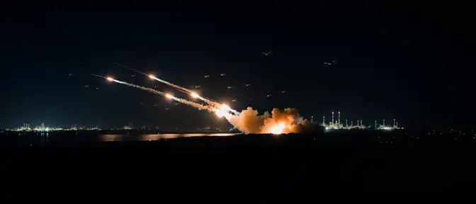 Массированная атака беспилотников: масштабная работа ПВО в российских регионах