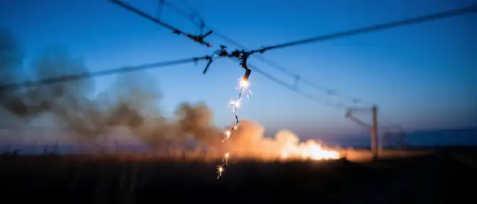 Последствия ночного налета дронов на Ростовскую область: повреждения инфраструктуры и пожар