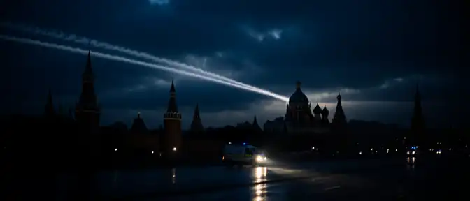 Силы ПВО Минобороны уничтожили еще четыре беспилотника в небе над Москвой